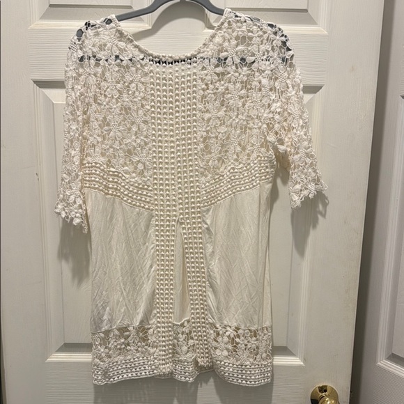 BKE Cream Embellished  Blouse - Picture 9 of 13